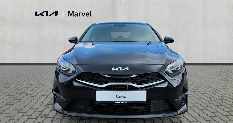 Kia Ceed cena 103500 przebieg: 10, rok produkcji 2024 z Bełchatów małe 436